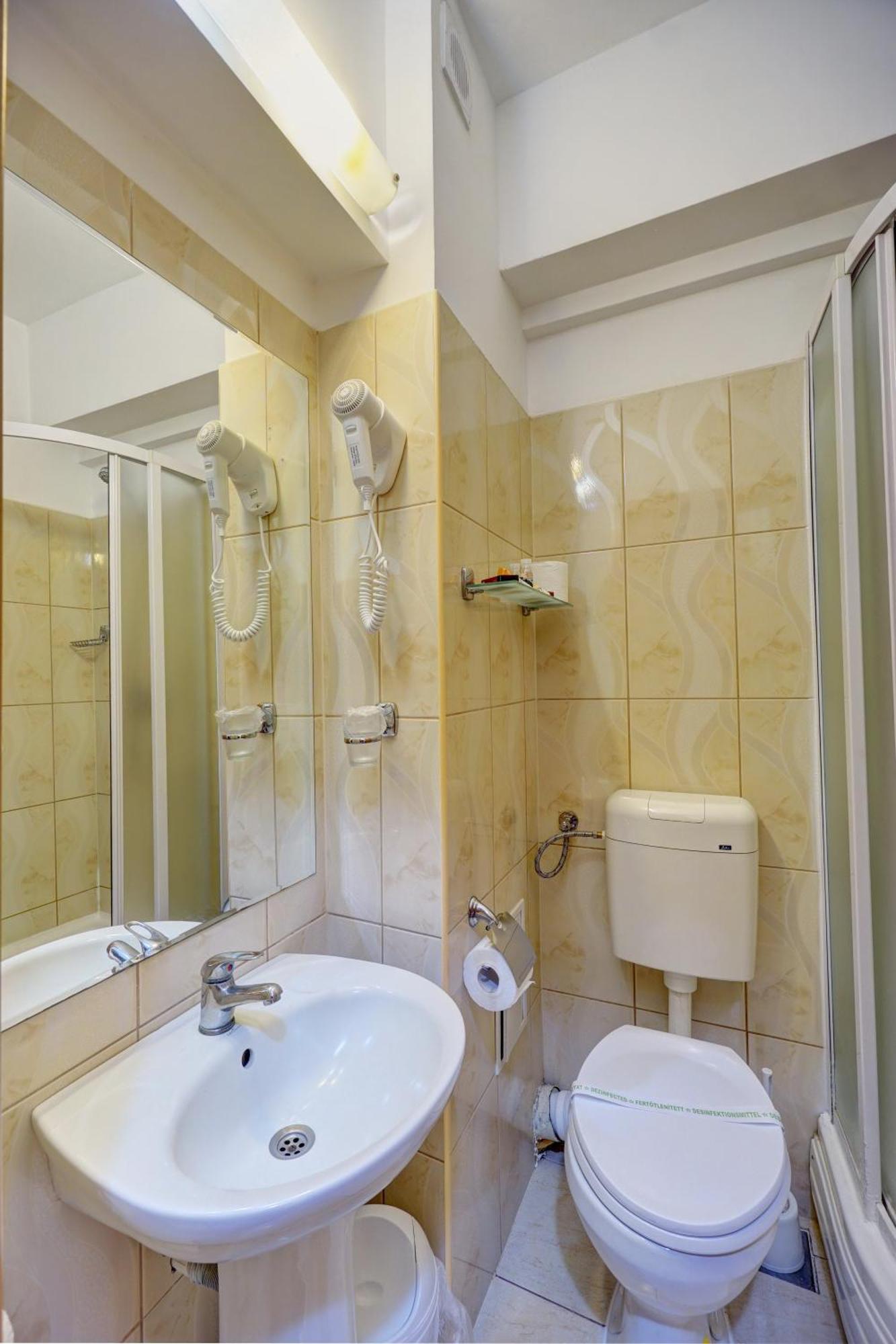 Hotel Ciucas BaileTusnad Extérieur photo