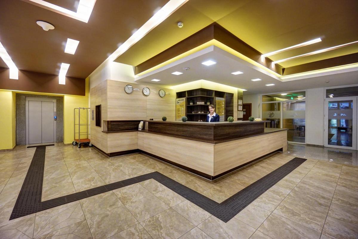 Hotel Ciucas BaileTusnad Extérieur photo