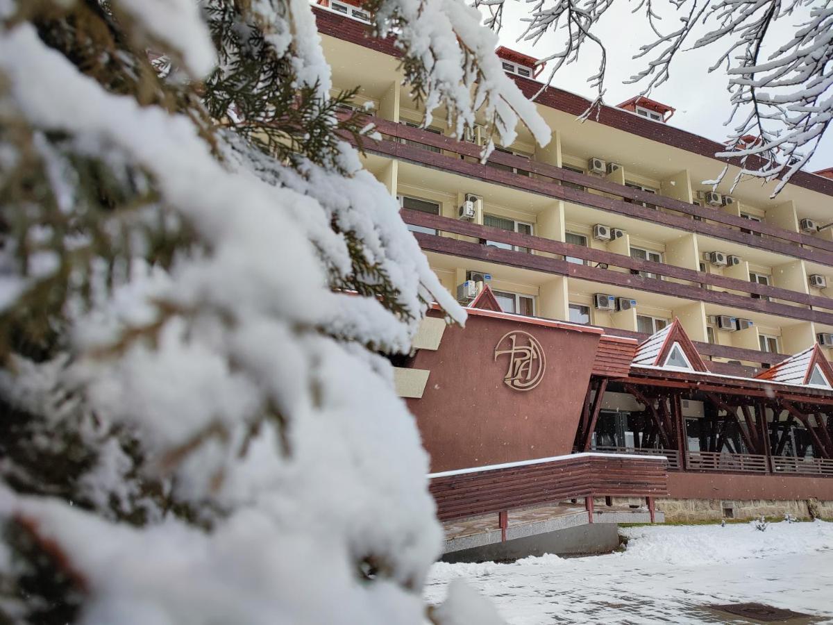 Hotel Ciucas BaileTusnad Extérieur photo