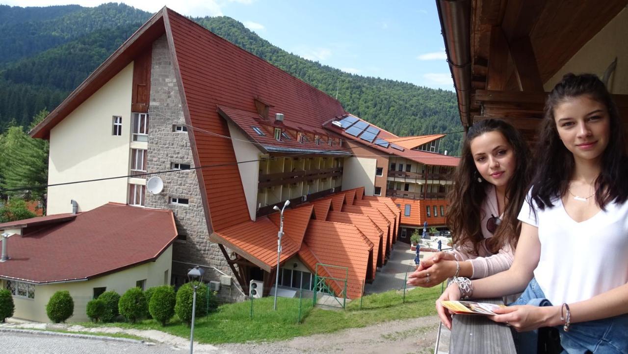 Hotel Ciucas BaileTusnad Extérieur photo